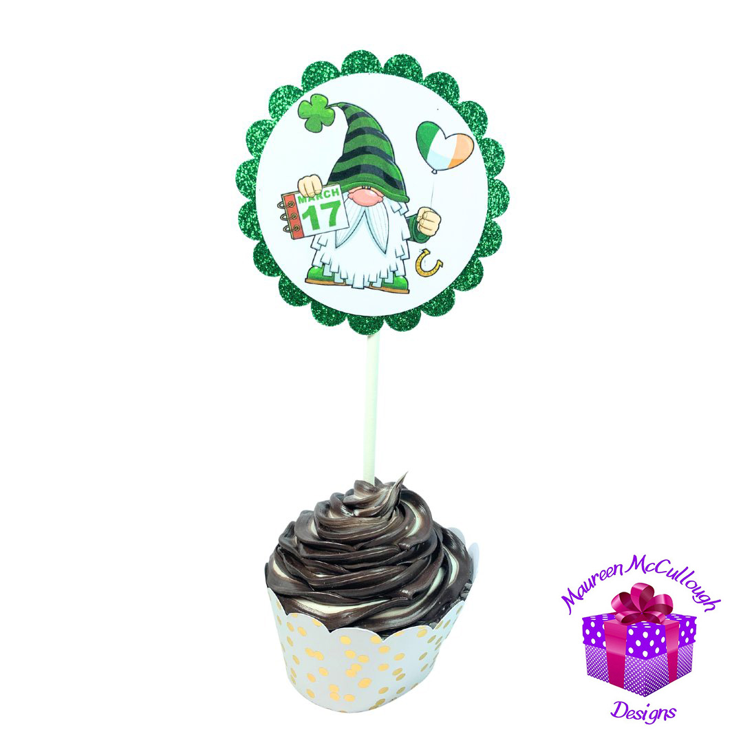 St. Patrick’s Day Cupcake Toppers Gnome Clover Beer Set 04